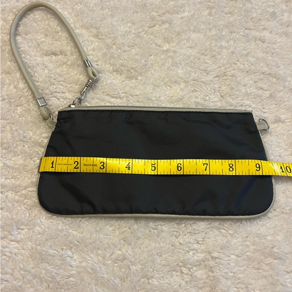 Black & White Wristlet Wallet - Picture 3 of 5